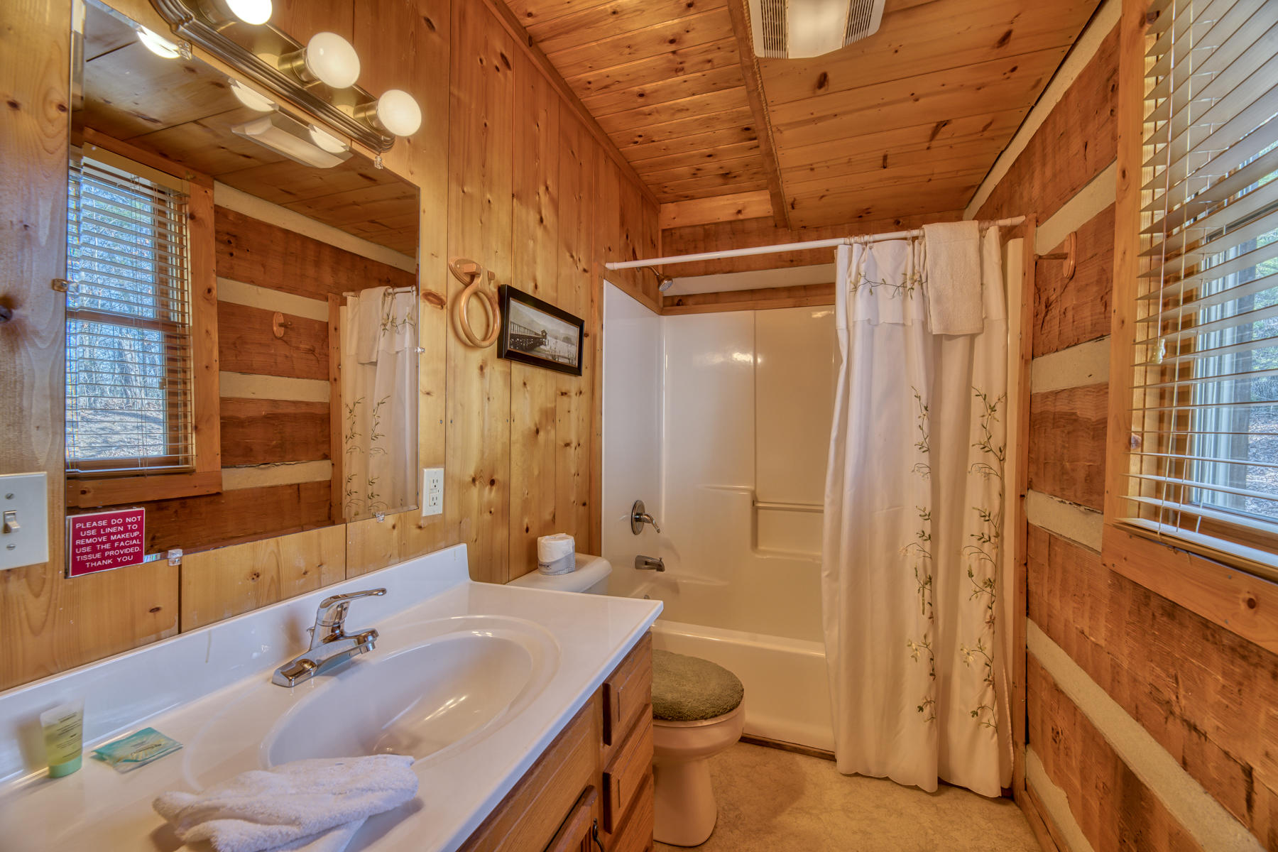 1540 Bluff Ridge Road Sevierville, TN 37876 - Photo 8 of 16 1540-Bluff-Ridge-Rd-Sevierville-TN-12