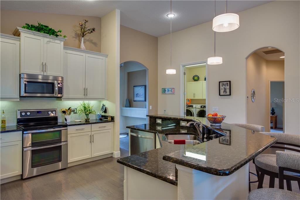 7917 Rio Bella Place University Park, FL 34201 - Photo 18 of 43 Gallery Image 18