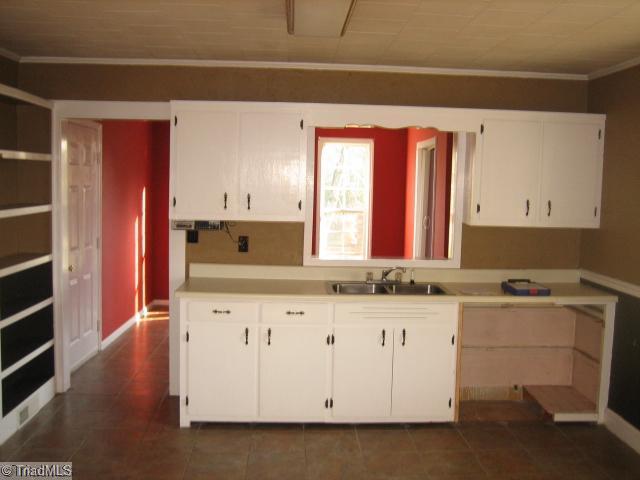 1895 Union Grove Road Lenoir, NC 28645 - Photo 2 of 6 Kitchen.