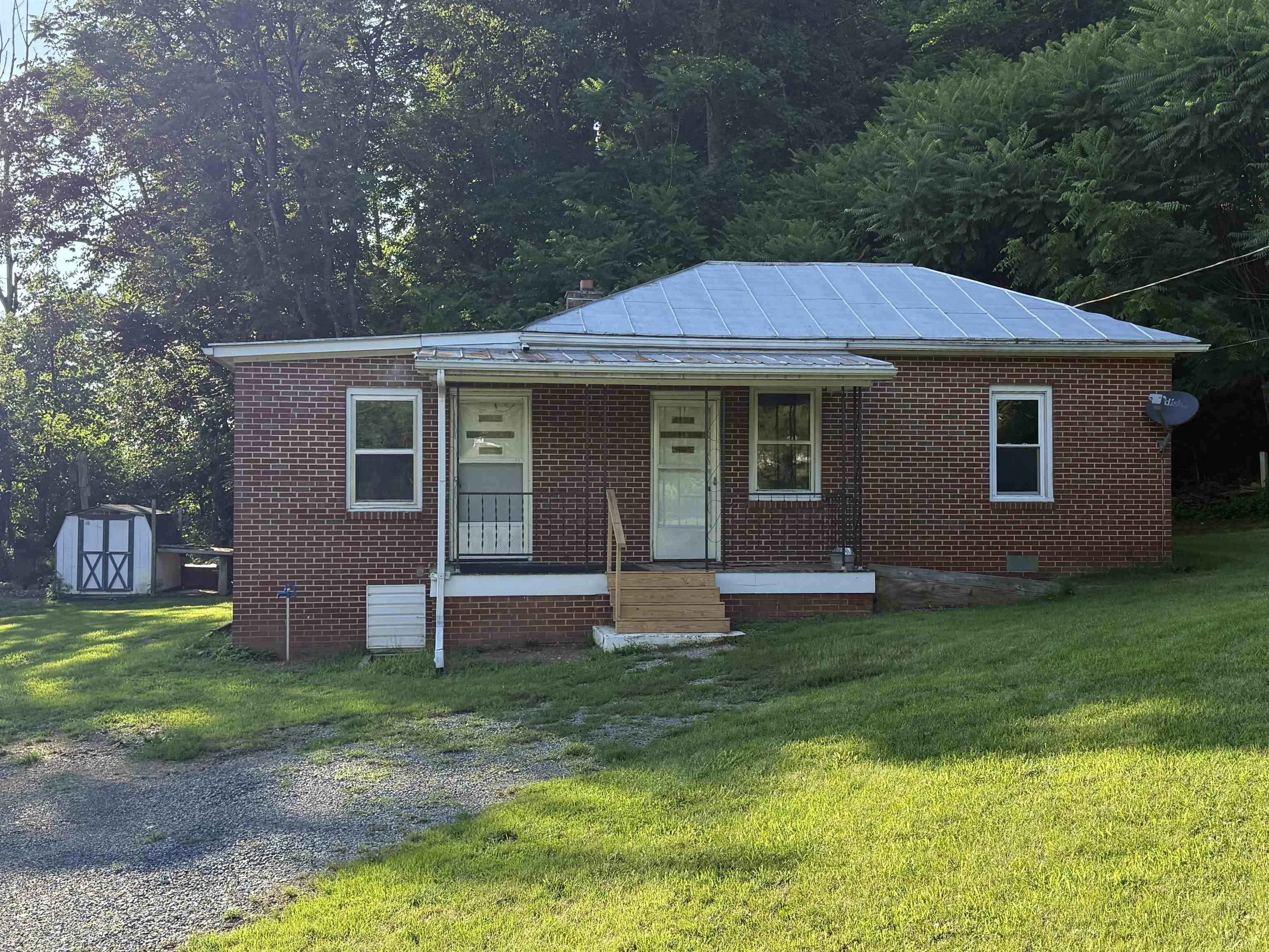 8760 Brocks Gap Road Broadway, VA 22815 - Photo 1 of 10