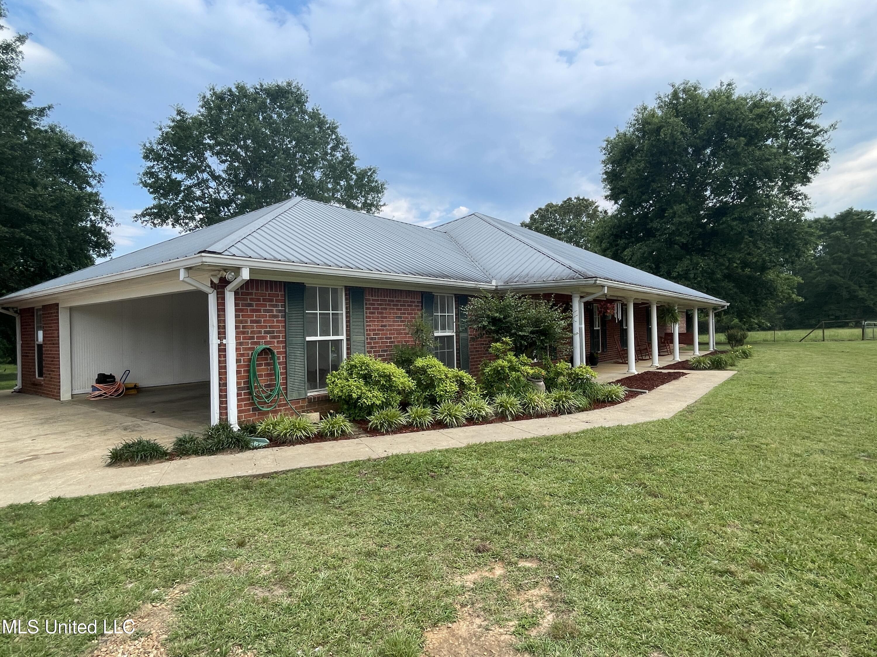 4780 County Line Road Carthage, MS 39051 - Photo 1 of 97 IMG_6078