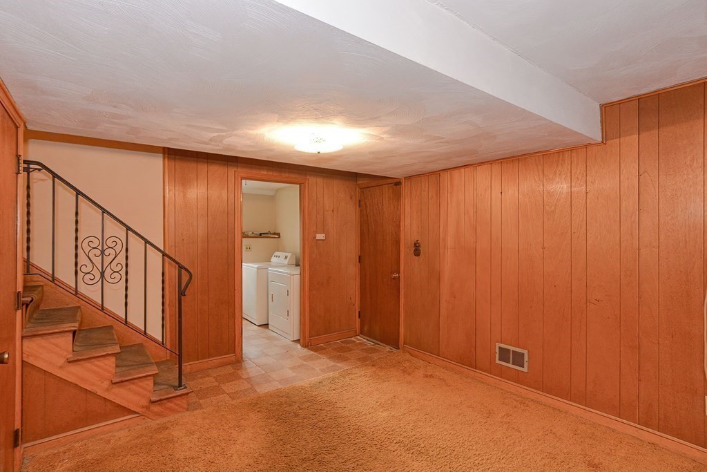 209 3rd Street Stoughton, MA 02072 - Photo 26 of 36 a view of an entryway