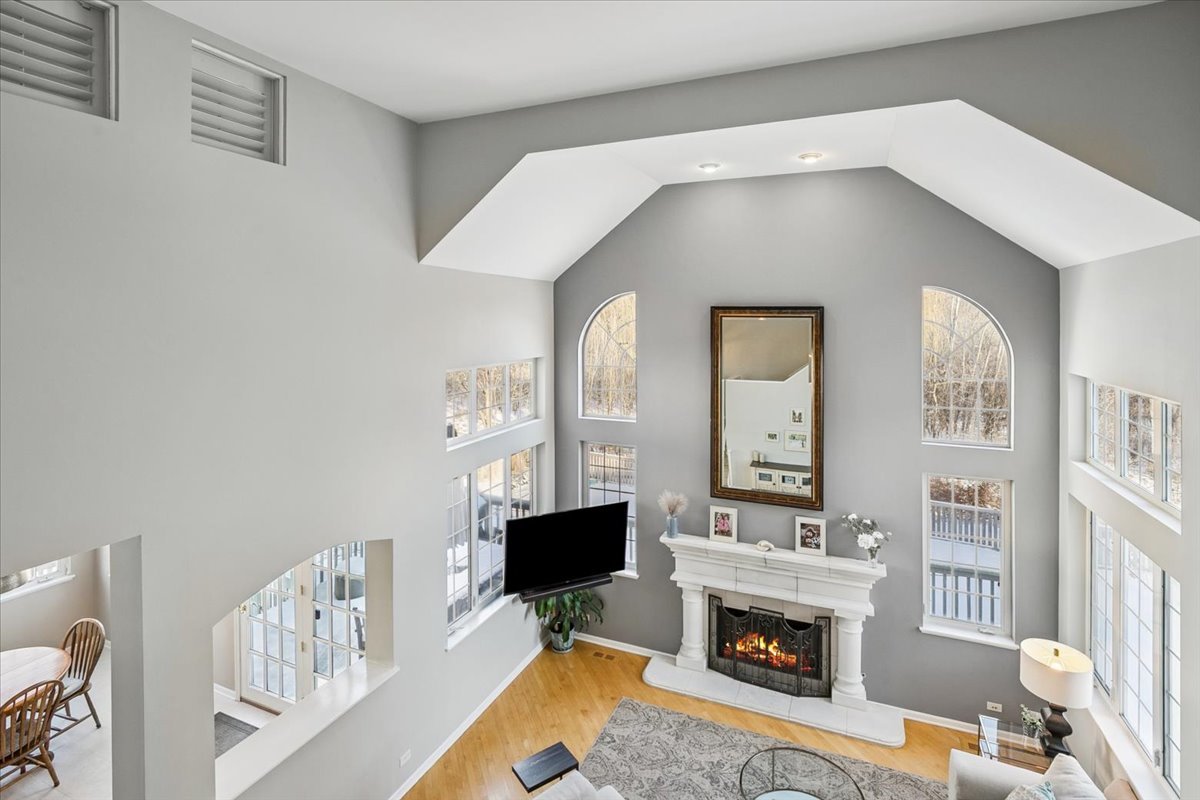 6255 Murifield Drive Gurnee, IL 60031 - Photo 14 of 48