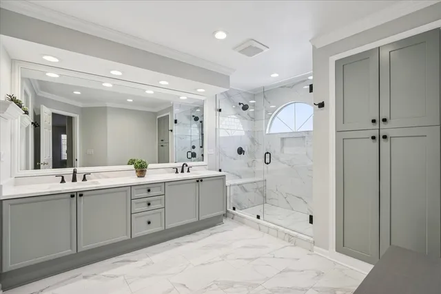 $649,000 | 6255 Murifield Drive, Gurnee, IL 60031