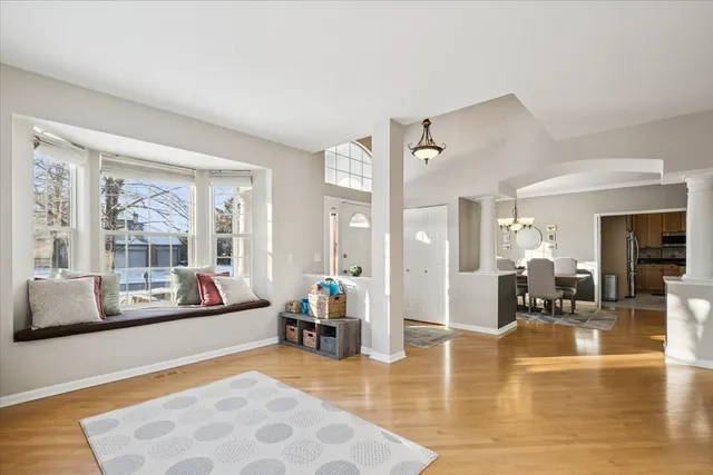 $649,000 | 6255 Murifield Drive, Gurnee, IL 60031