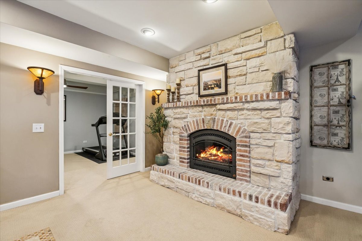 6255 Murifield Drive Gurnee, IL 60031 - Photo 30 of 48