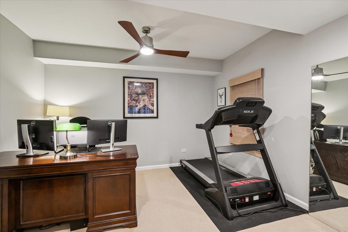 6255 Murifield Drive Gurnee, IL 60031 - Photo 31 of 48