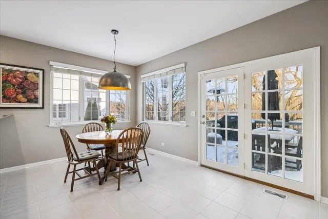 $649,000 | 6255 Murifield Drive, Gurnee, IL 60031