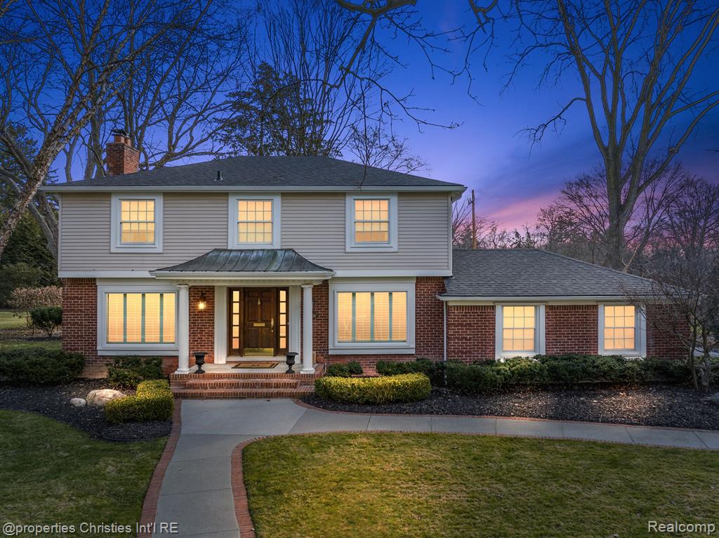 600 Covington Road Bloomfield Hills, MI 48301 - Photo 2 of 63
