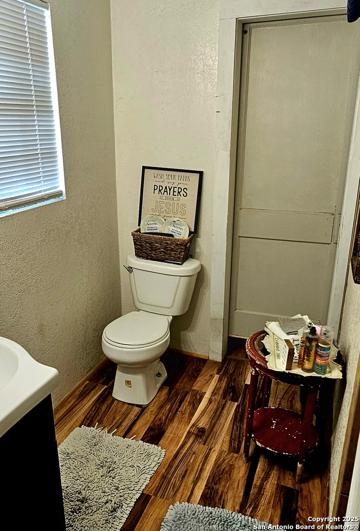 208 Jeff Street Pleasanton, TX 78064 - Photo 11 of 26