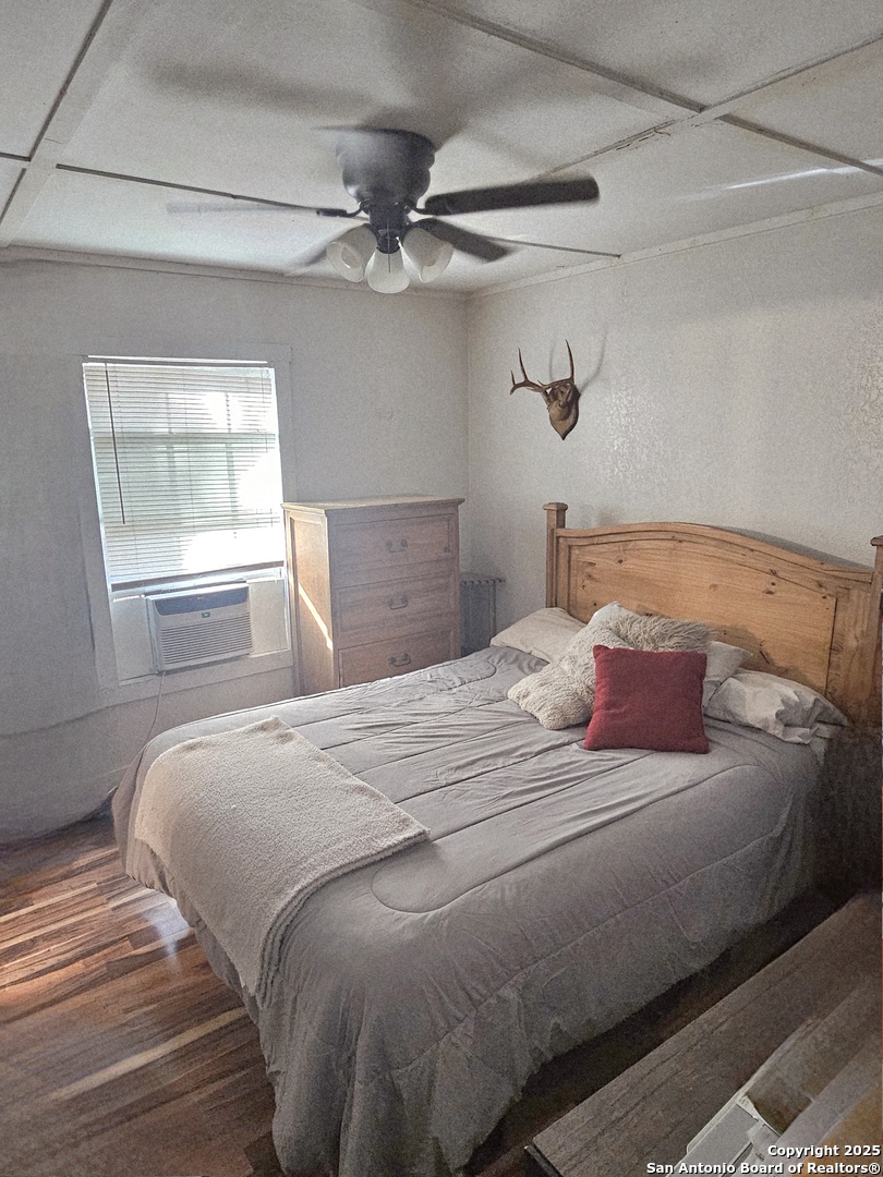 208 Jeff Street Pleasanton, TX 78064 - Photo 14 of 26