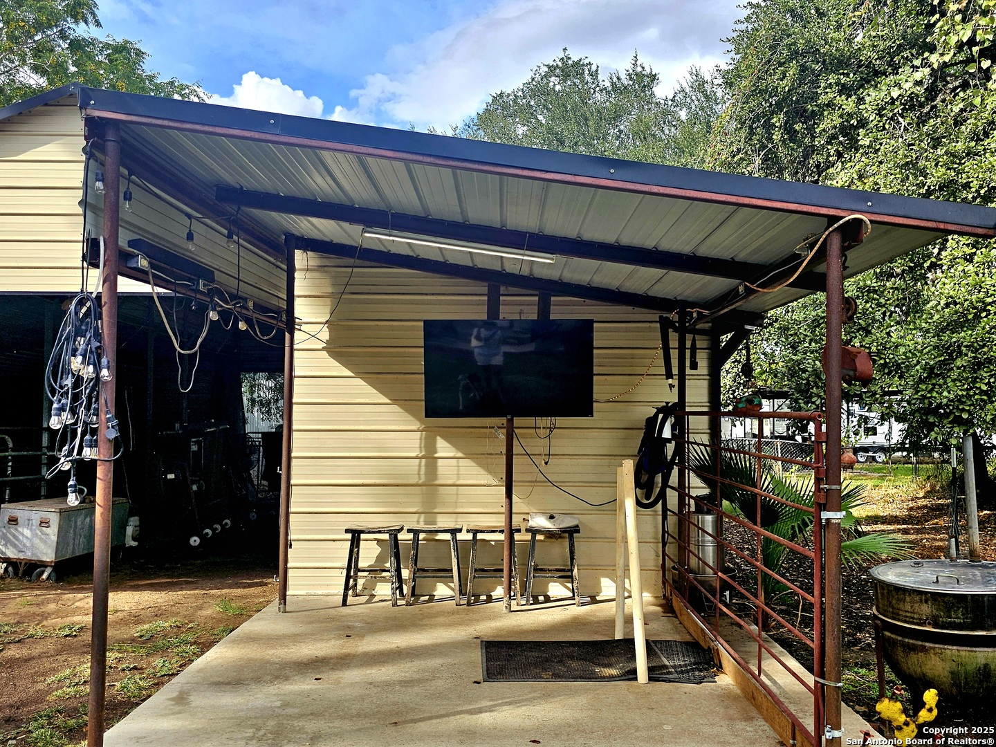 208 Jeff Street Pleasanton, TX 78064 - Photo 21 of 26