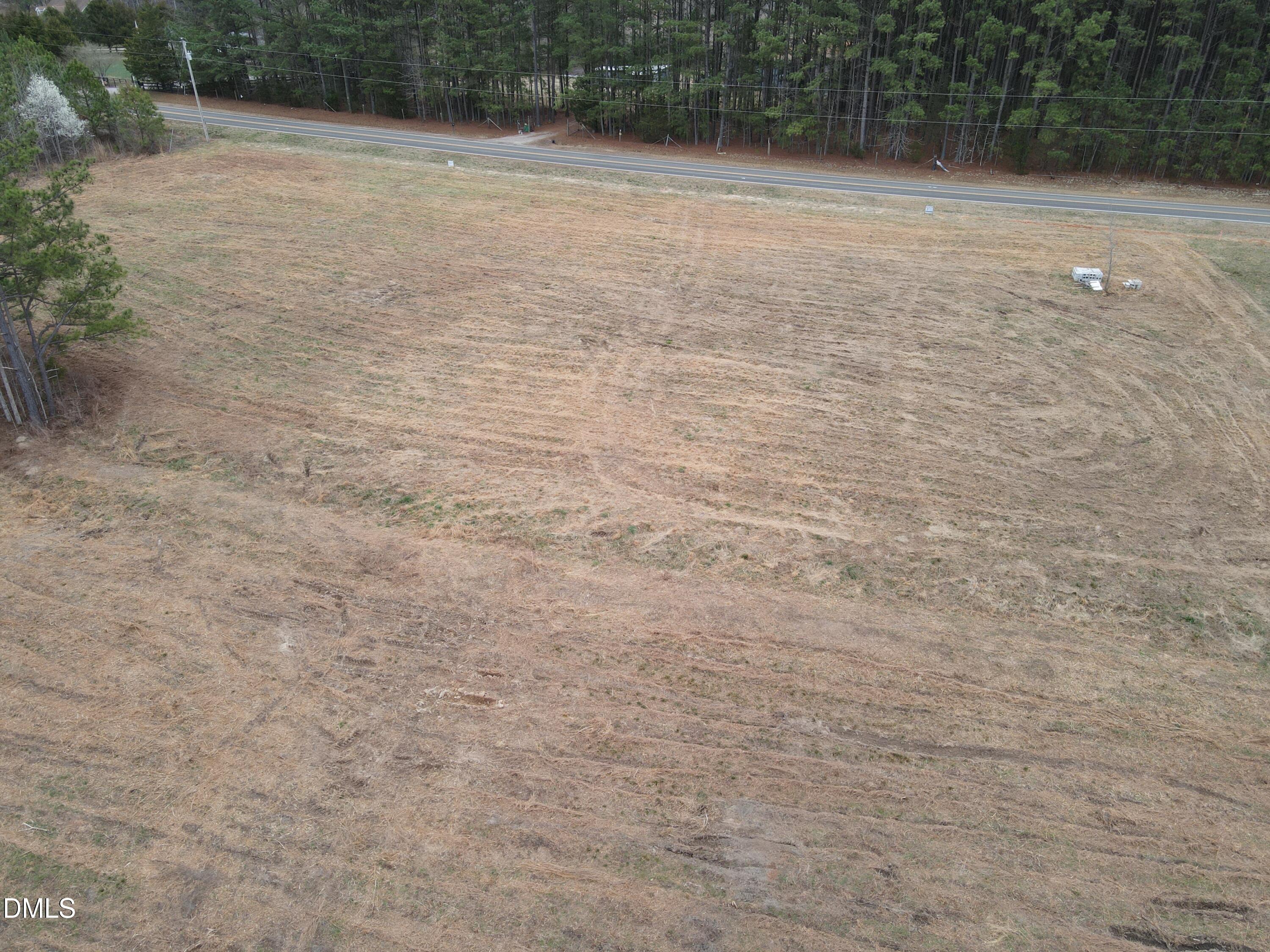 2 Coley Road Henderson, NC 27537 - Photo 1 of 6 a view of basketball court