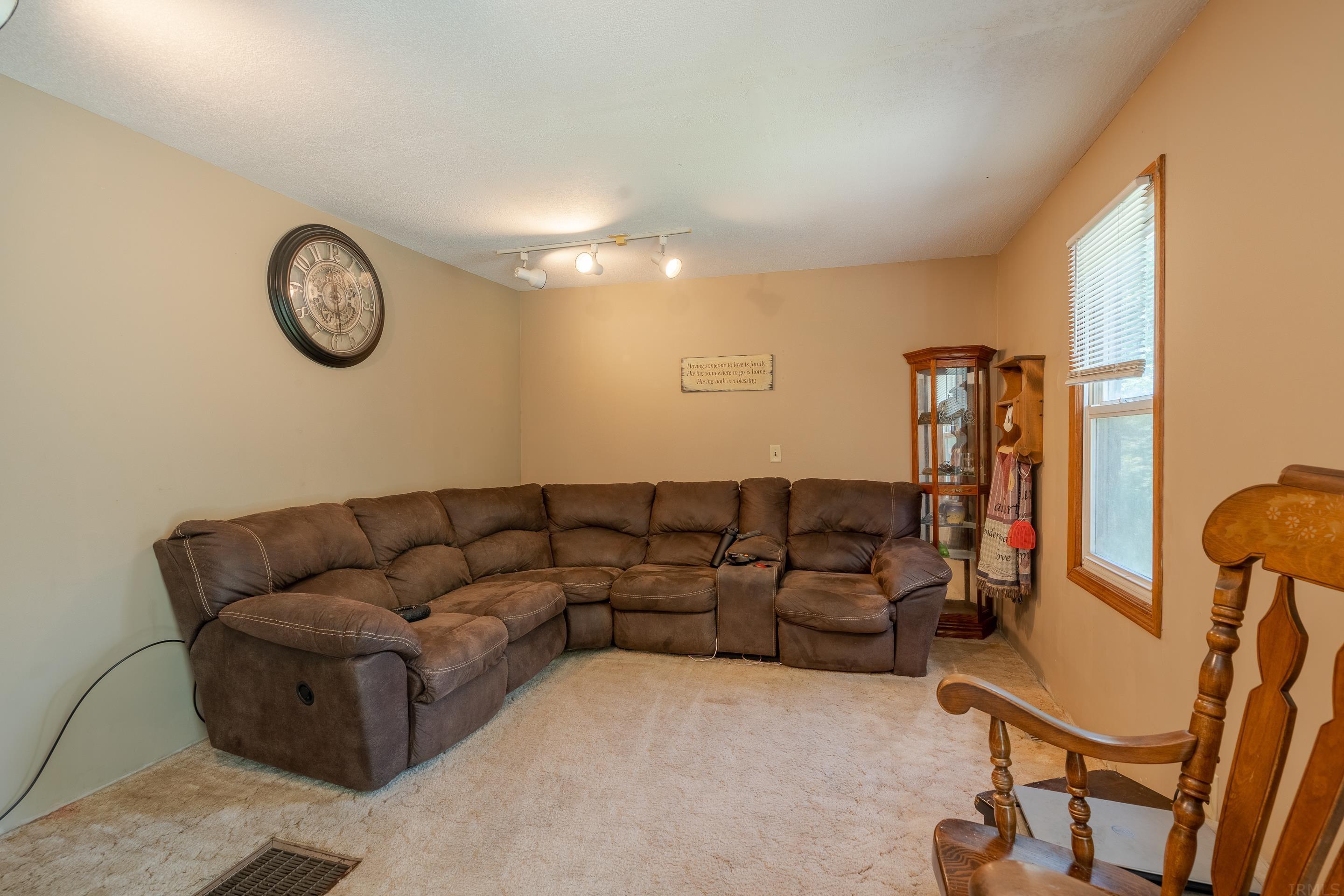 988 Maple Grove Road Boonville, IN 47601 - Photo 7 of 36 Gallery Image 7