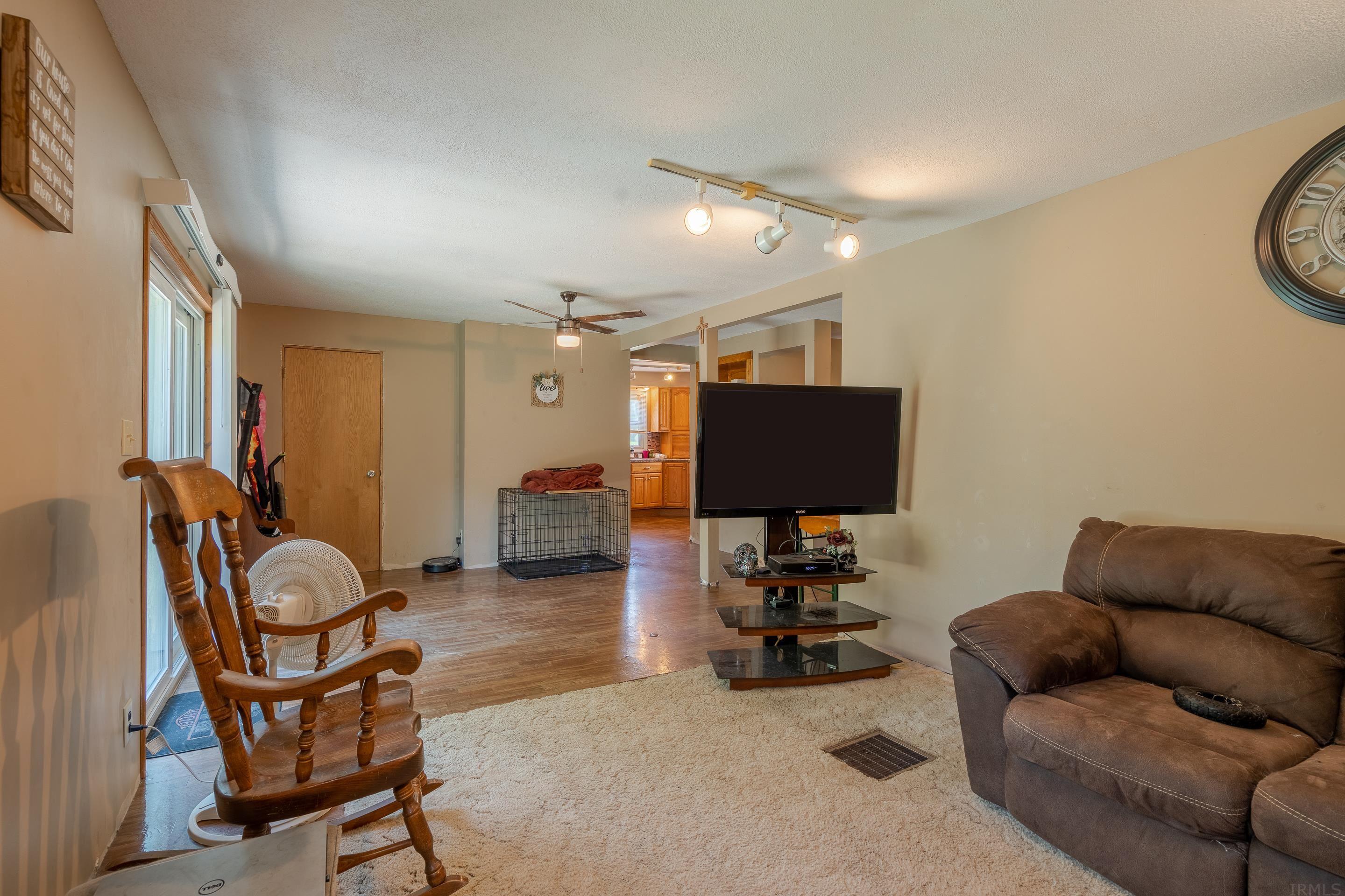 988 Maple Grove Road Boonville, IN 47601 - Photo 8 of 36 Gallery Image 8