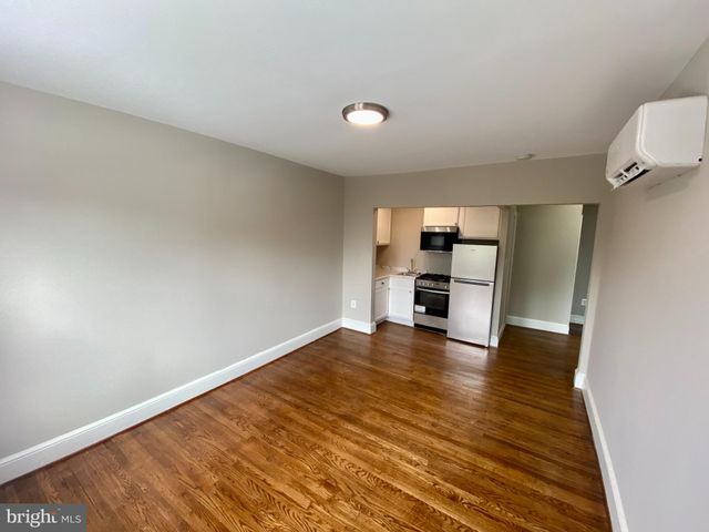 $1,350 | 4758 Lee Highway, Unit 3, Arlington, VA 22207