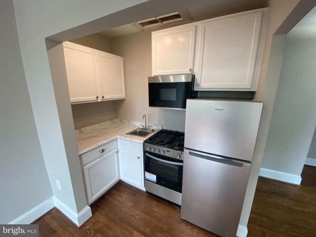 $1,350 | 4758 Lee Highway, Unit 3, Arlington, VA 22207