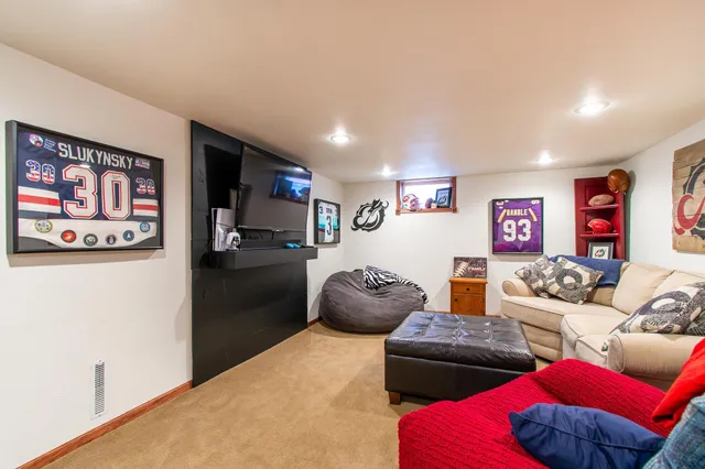 $342,500 | 706 Rensvold Boulevard, Moorhead, MN 56560