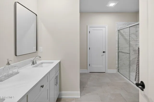 $469,900 | 607 Valley Pointe Drive, Niskayuna, NY 12309