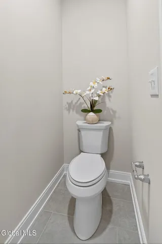 $469,900 | 607 Valley Pointe Drive, Niskayuna, NY 12309