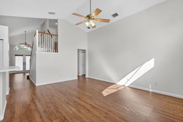 $625,000 | 1021 Southeast Westminster Place, Stuart, FL 34997