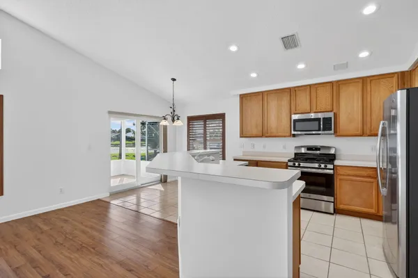 $625,000 | 1021 Southeast Westminster Place, Stuart, FL 34997