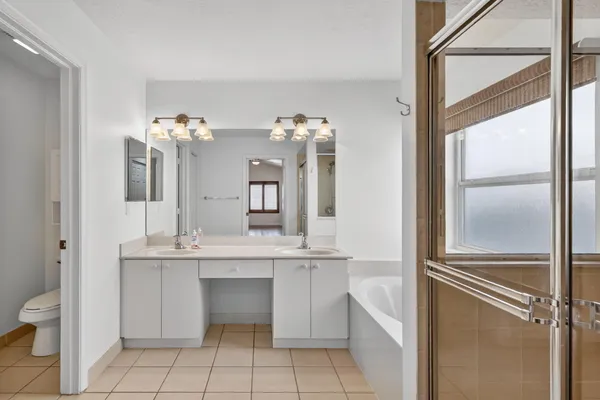 $625,000 | 1021 Southeast Westminster Place, Stuart, FL 34997