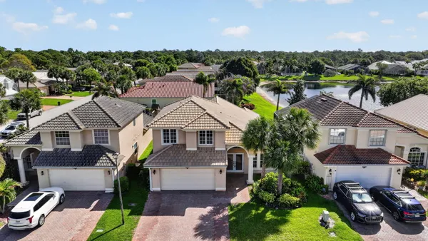 $625,000 | 1021 Southeast Westminster Place, Stuart, FL 34997
