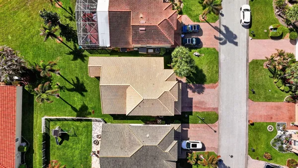 $625,000 | 1021 Southeast Westminster Place, Stuart, FL 34997