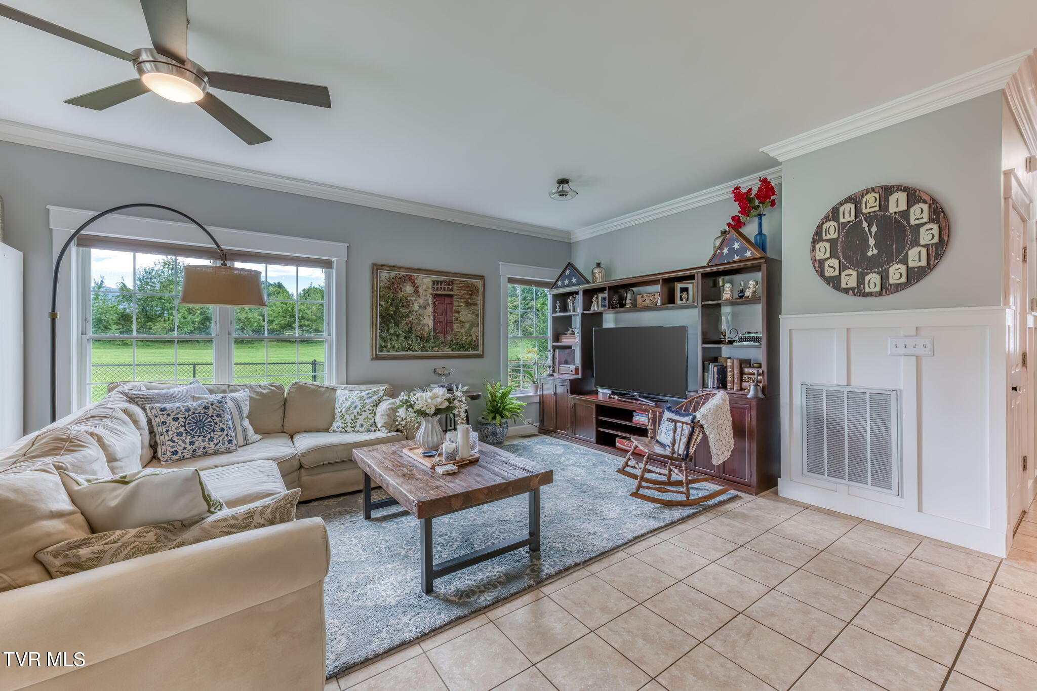 110 Richard Blake Road Greeneville, TN 37743 - Photo 24 of 86 Living Room