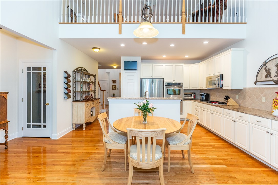 419 Albion Road, Unit 6 Lincoln, RI 02865 - Photo 11 of 49