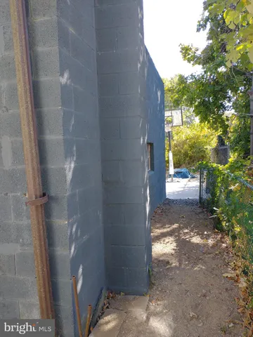 $175,000 | 908 Cedar Avenue, Darby, PA 19023