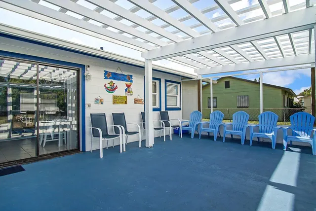 $319,900 | 2902 Essex Drive, Fort Pierce, FL 34946