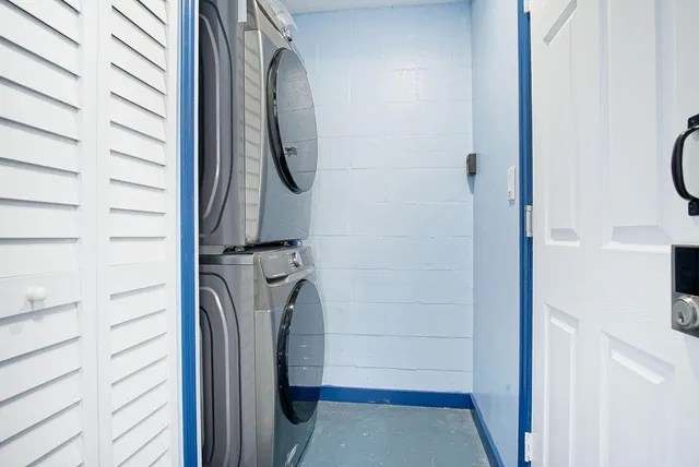 $319,900 | 2902 Essex Drive, Fort Pierce, FL 34946