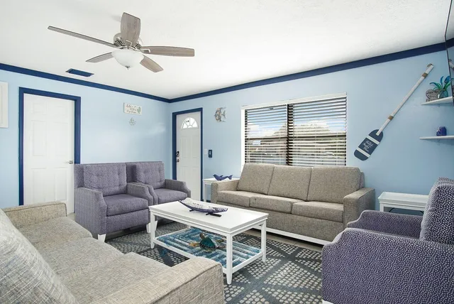 $319,900 | 2902 Essex Drive, Fort Pierce, FL 34946