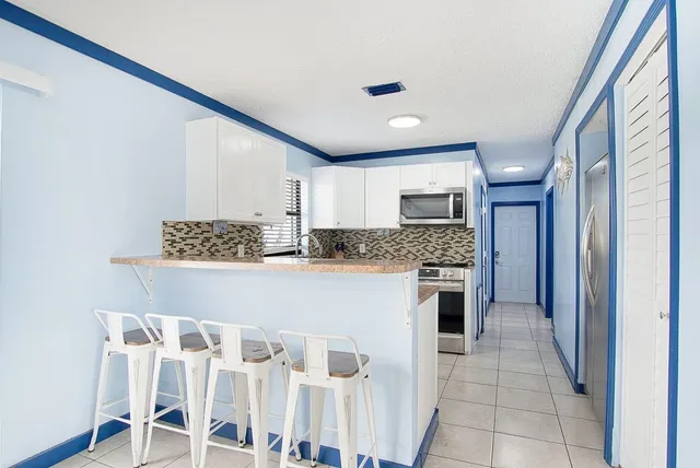 $319,900 | 2902 Essex Drive, Fort Pierce, FL 34946