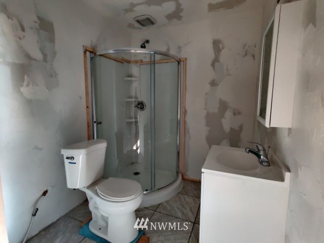 14512 Vantine Road Southeast Tenino, WA 98589 - Photo 11 of 28 Gallery Image 11