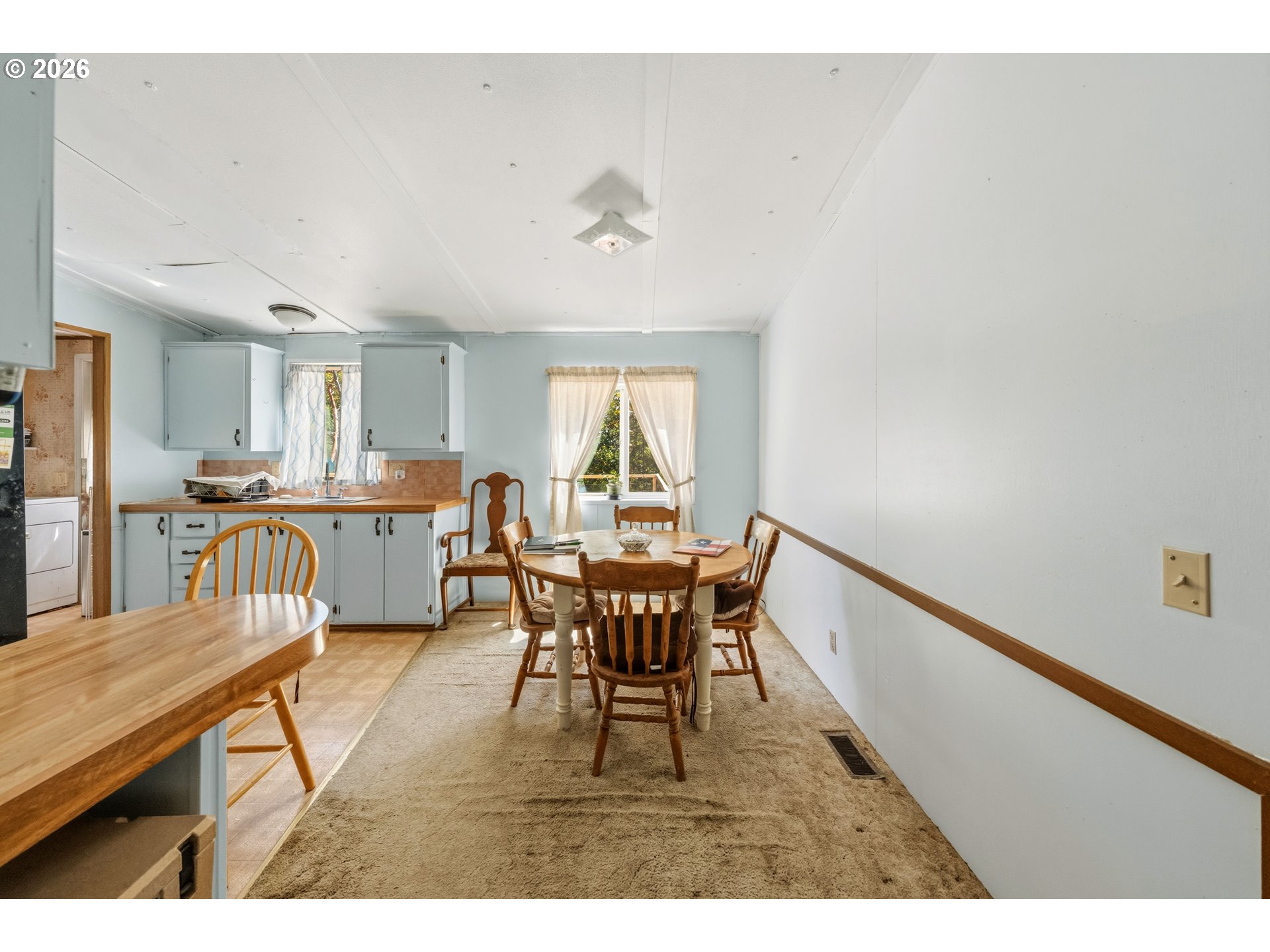 2263 Canyonville-Riddle Road Riddle, OR 97469 - Photo 7 of 47 Dining Area