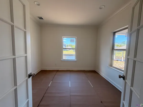 $427,030 | 21513 Blue Fin Drive, Springfield, LA 70462