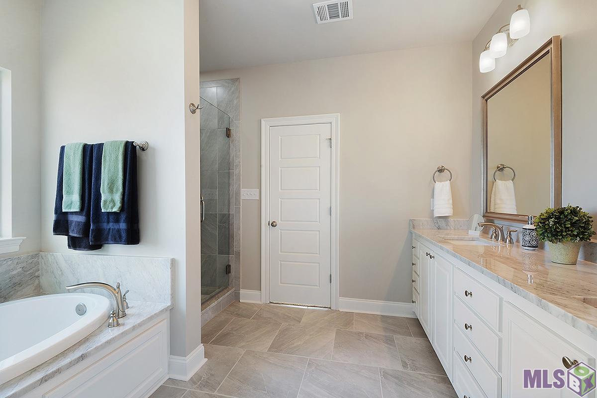 21513 Blue Fin Drive Springfield, LA 70462 - Photo 12 of 17