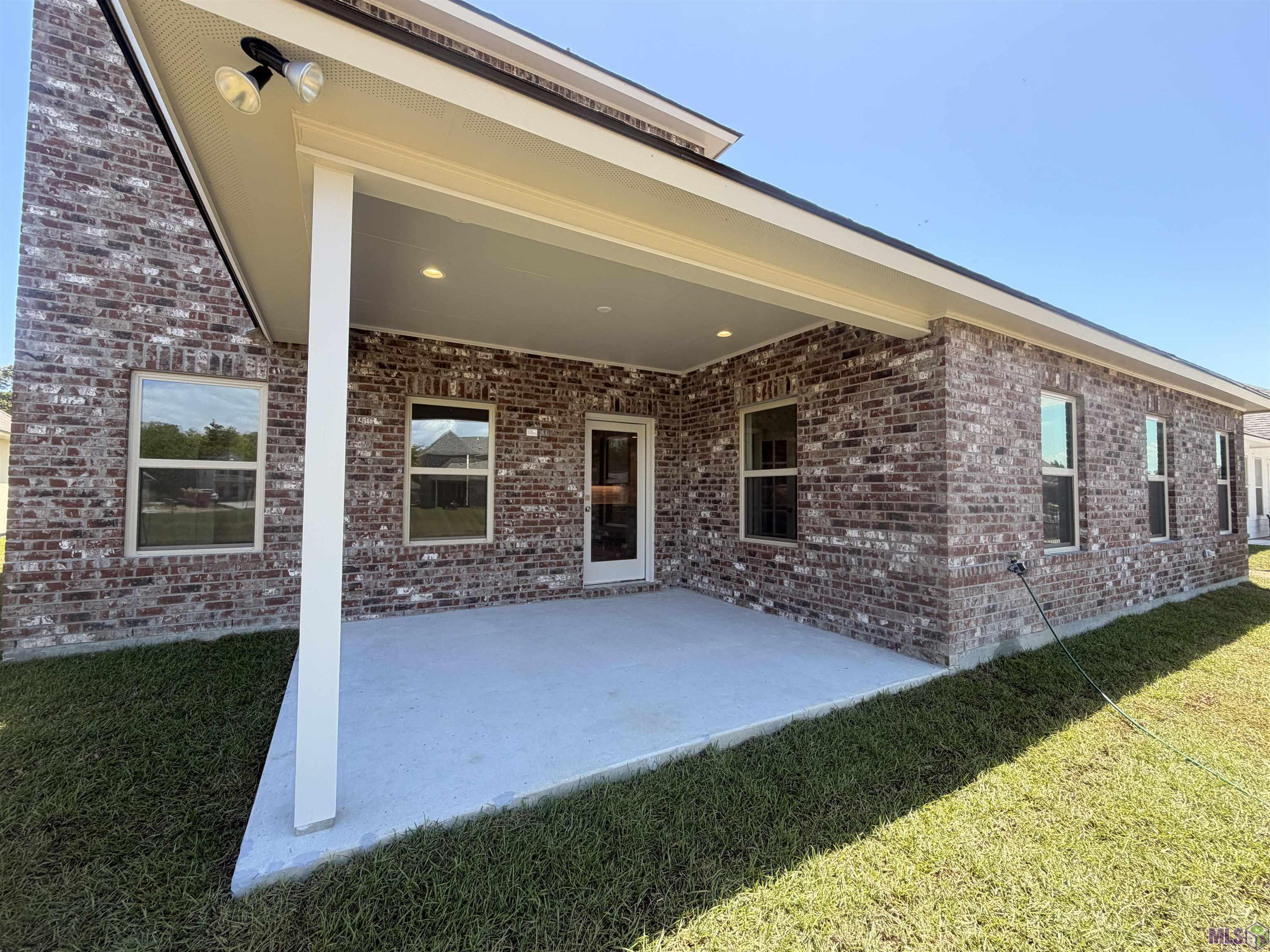 21513 Blue Fin Drive Springfield, LA 70462 - Photo 23 of 40