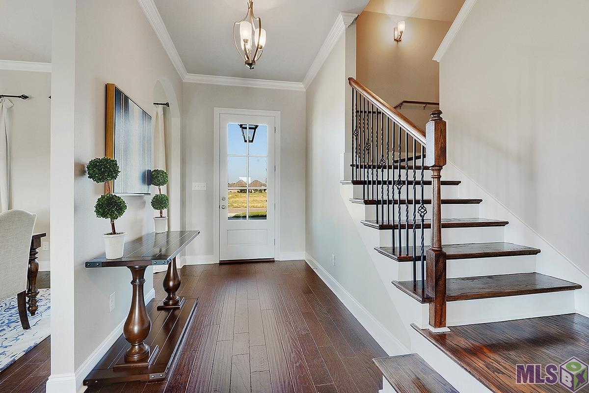 21513 Blue Fin Drive Springfield, LA 70462 - Photo 5 of 17