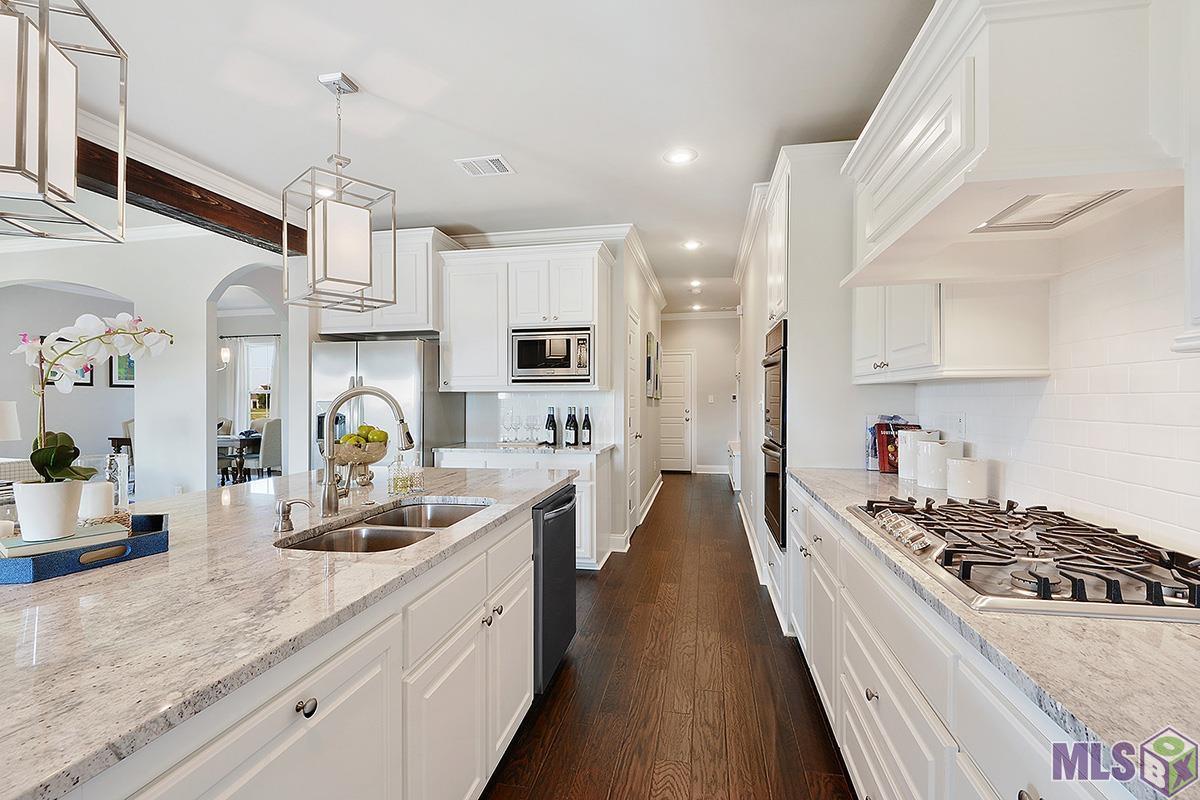 21513 Blue Fin Drive Springfield, LA 70462 - Photo 10 of 17