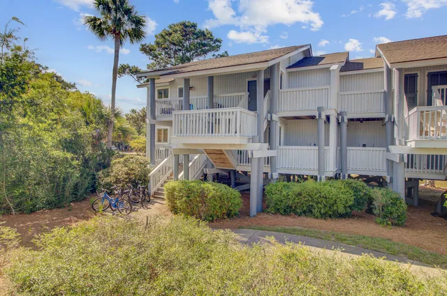 $4,000 | 27 Lagoon Road, Unit 27, Isle of Palms, SC 29451