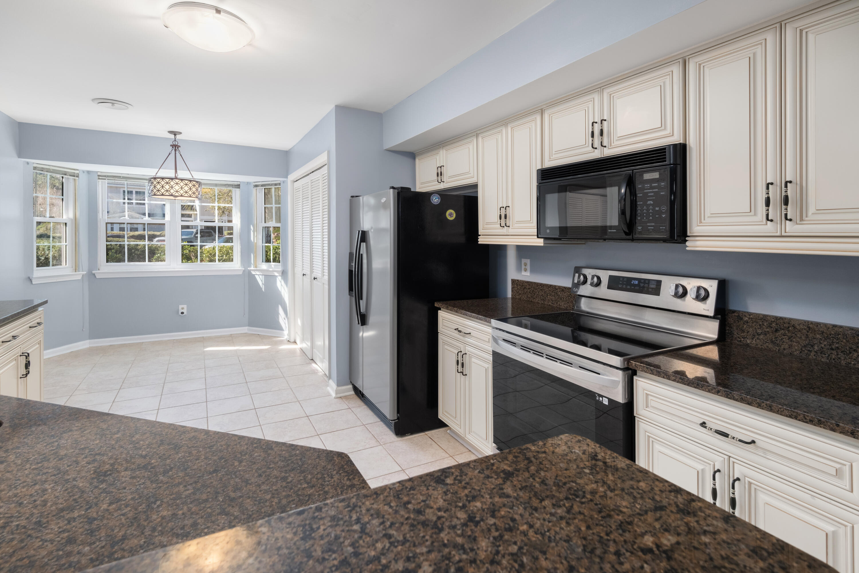 2079 Emerald Terrace Mount Pleasant, SC 29464 - Photo 11 of 40 2079 Emerald Terrace_Eterna_Media-10