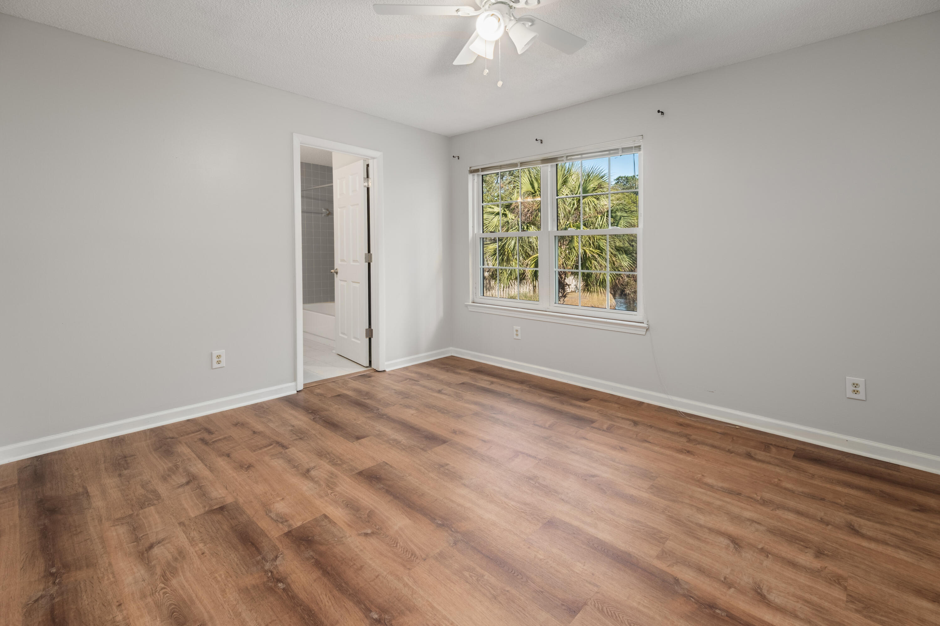 2079 Emerald Terrace Mount Pleasant, SC 29464 - Photo 21 of 40 2079 Emerald Terrace_Eterna_Media-19