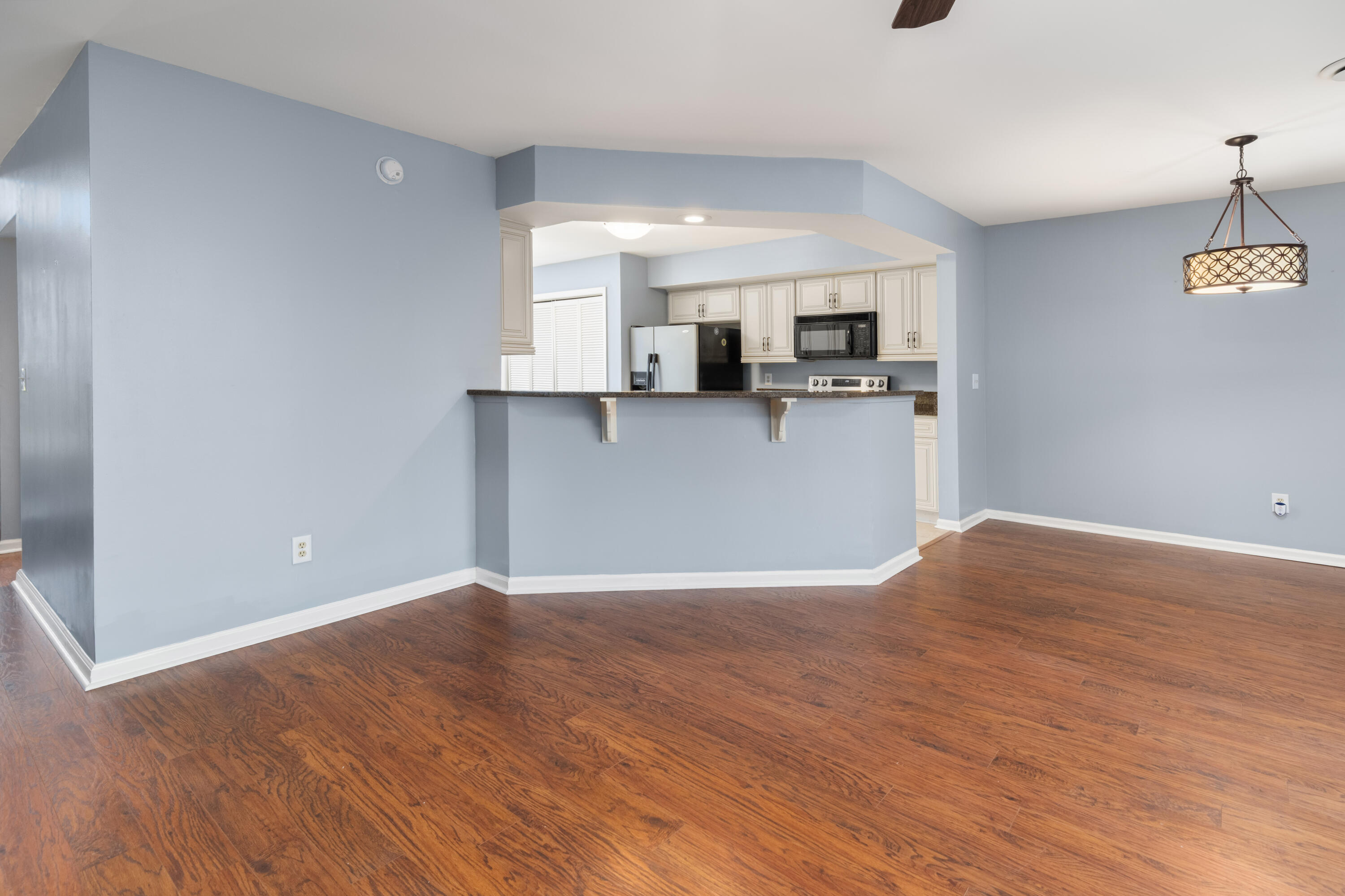 2079 Emerald Terrace Mount Pleasant, SC 29464 - Photo 6 of 40 2079 Emerald Terrace_Eterna_Media-6