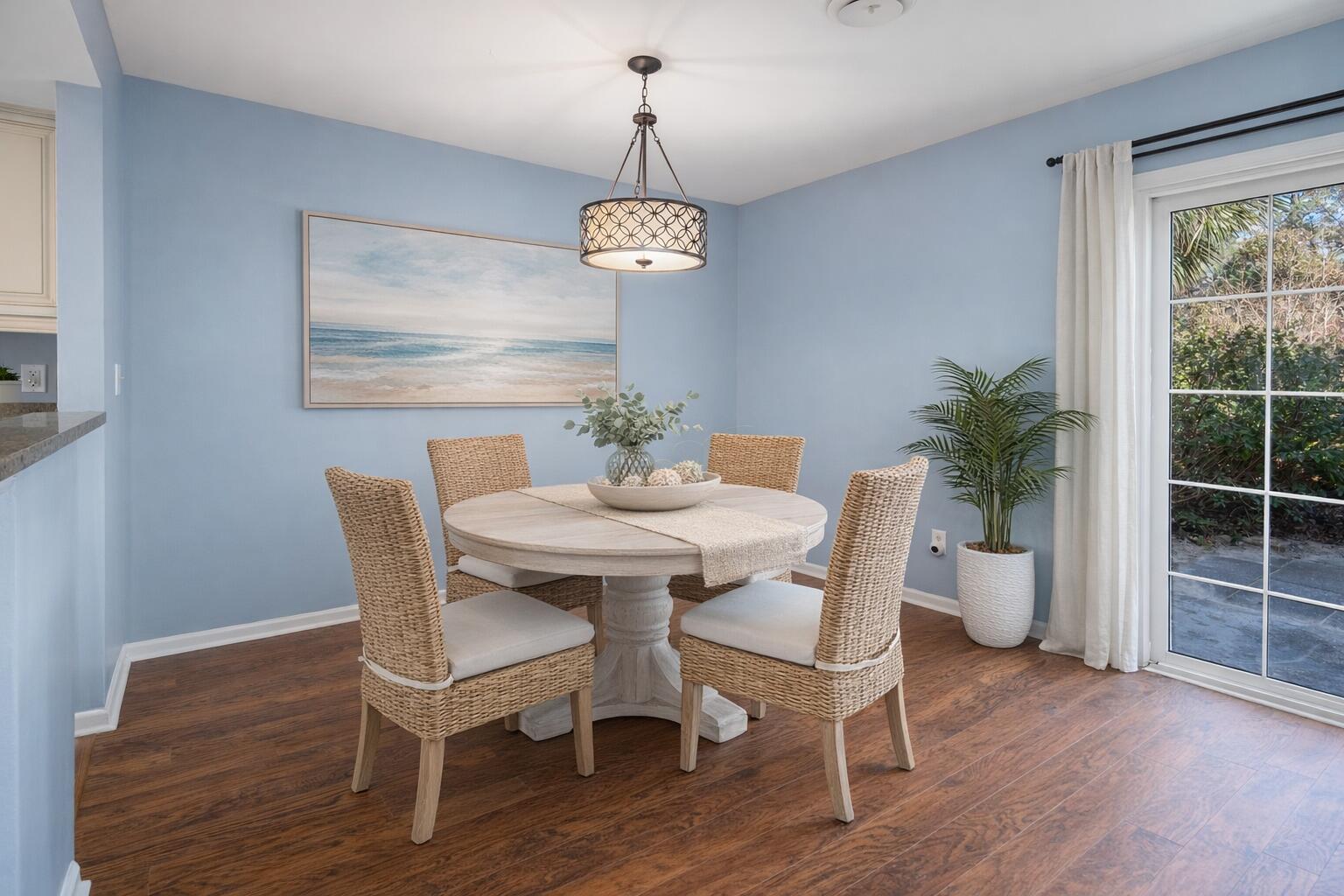 2079 Emerald Terrace Mount Pleasant, SC 29464 - Photo 9 of 40 dining_virtual