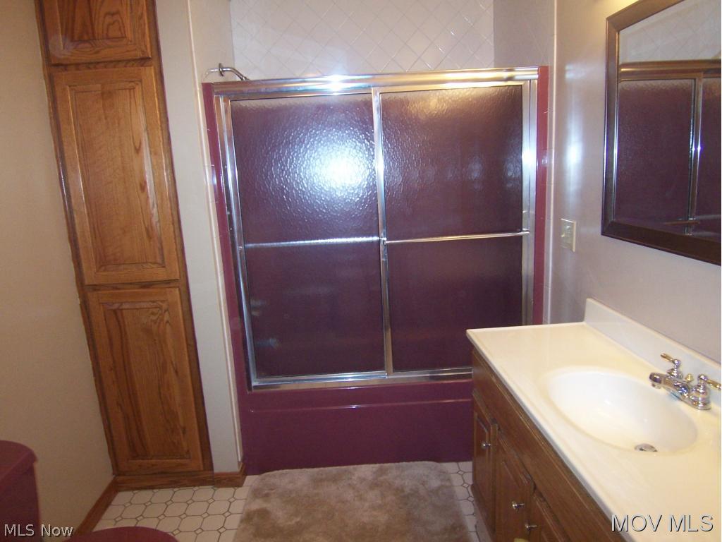 204 Whippoorwill Ridge Road Waverly, WV 26184 - Photo 11 of 24 1st floor bathroom