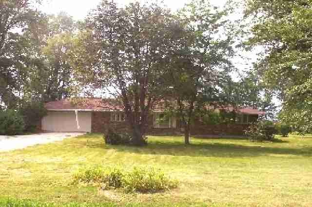 5720 North Hillcrest Road Freeport, IL 61032 - Photo 1 of 4 Gallery Image 1